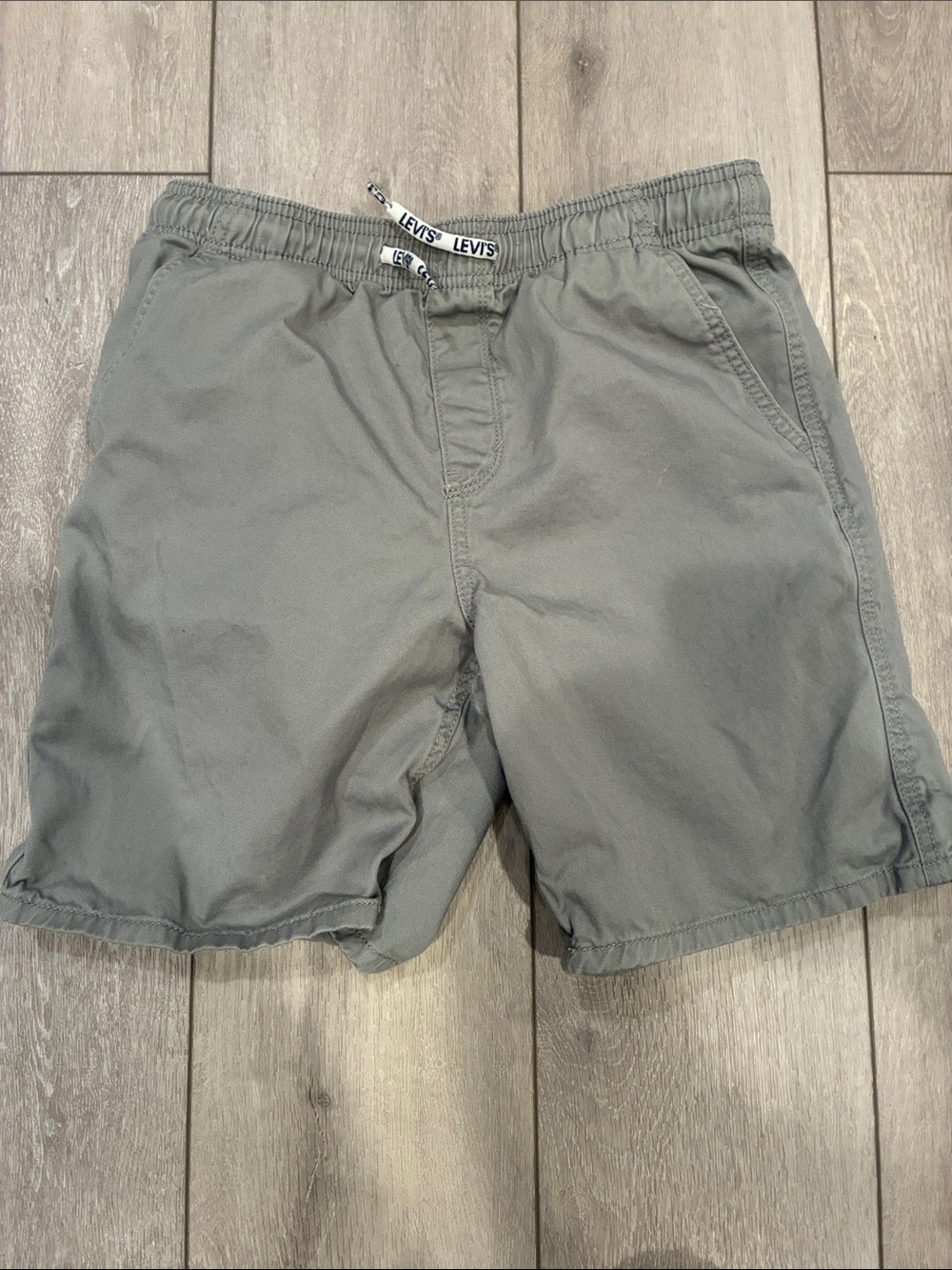 Levi's Boy's Gray Elastic-Waist Shorts